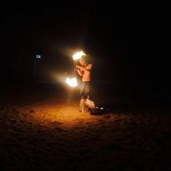 日落酒吧吃瓜,揭秘网红吃瓜现场，娱乐八卦一网打尽